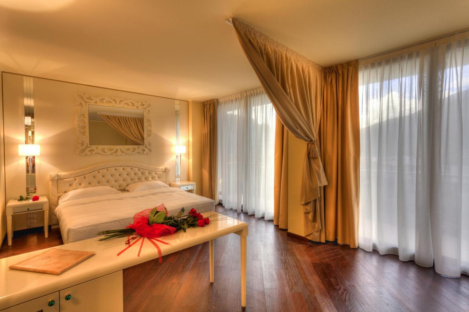 Hotel Garda - Tonellihotels Ρίβα ντελ Γκάρντα Εξωτερικό φωτογραφία